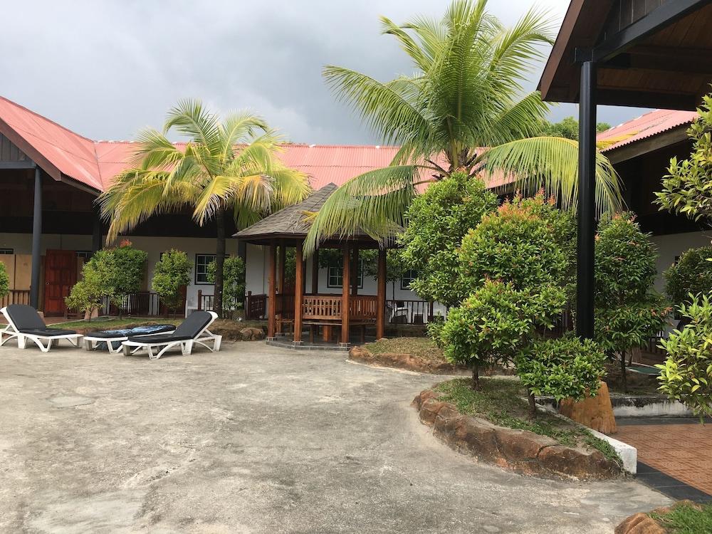 Landcons Resort Langkawi Exterior photo